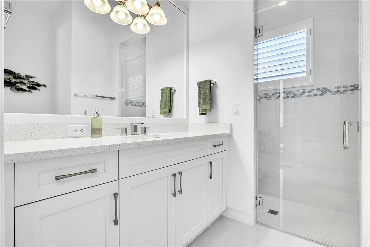 LAKE CLUB PH II UNIT 1-B - Residential