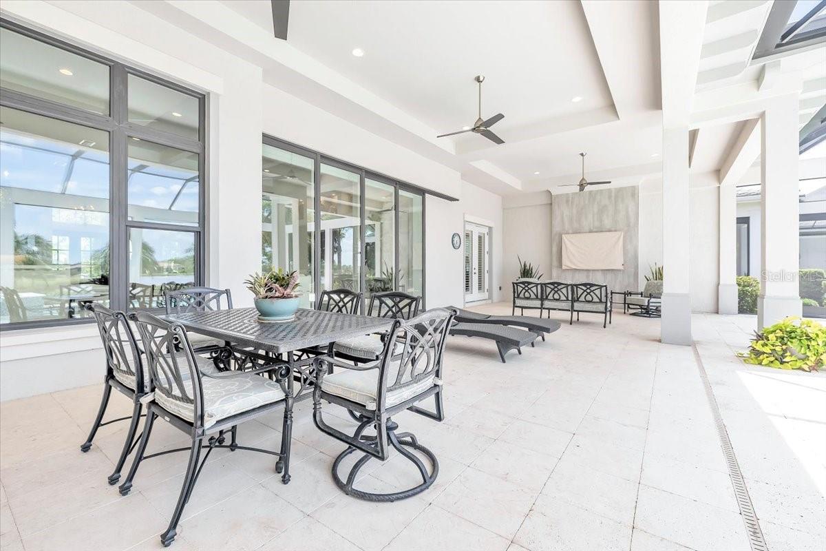 LAKE CLUB PH II UNIT 1-B - Residential