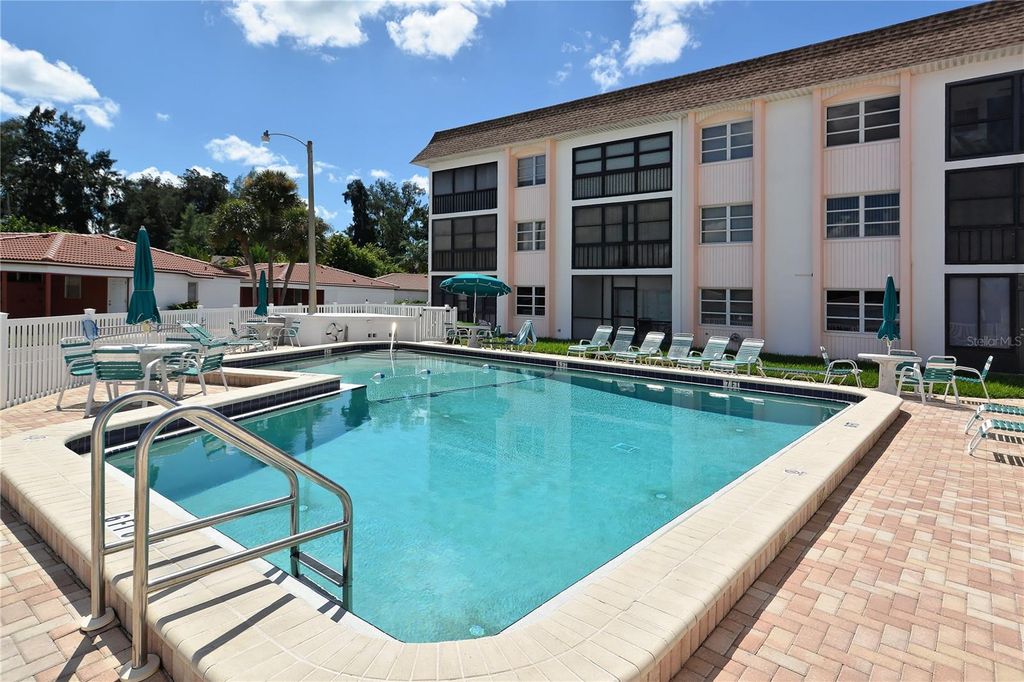 Photo of 116 Vista Hermosa Circle #308C, Sarasota, FL 34242 (MLS # A4607431)