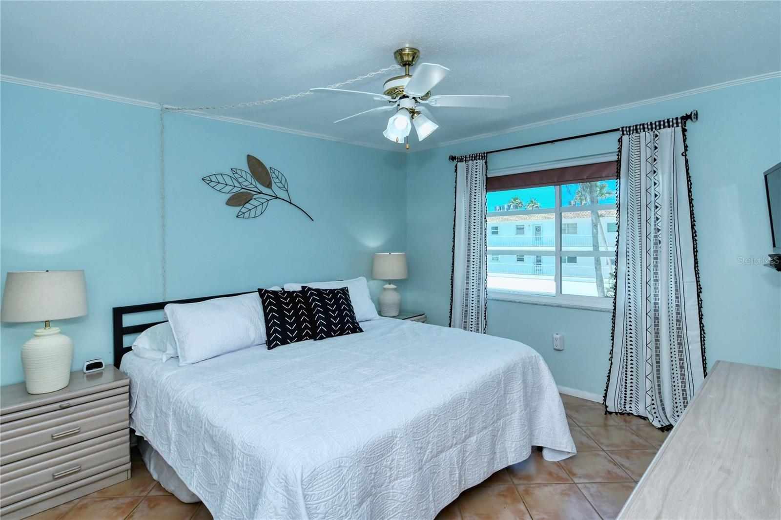 VISTA HERMOSA - Residential Lease