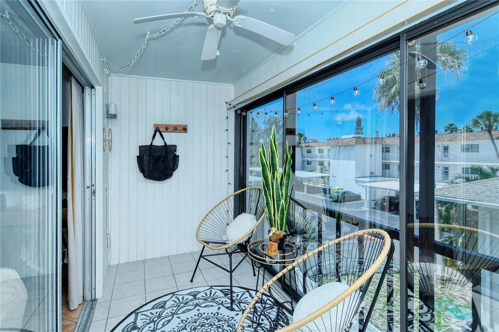 VISTA HERMOSA - Residential Lease