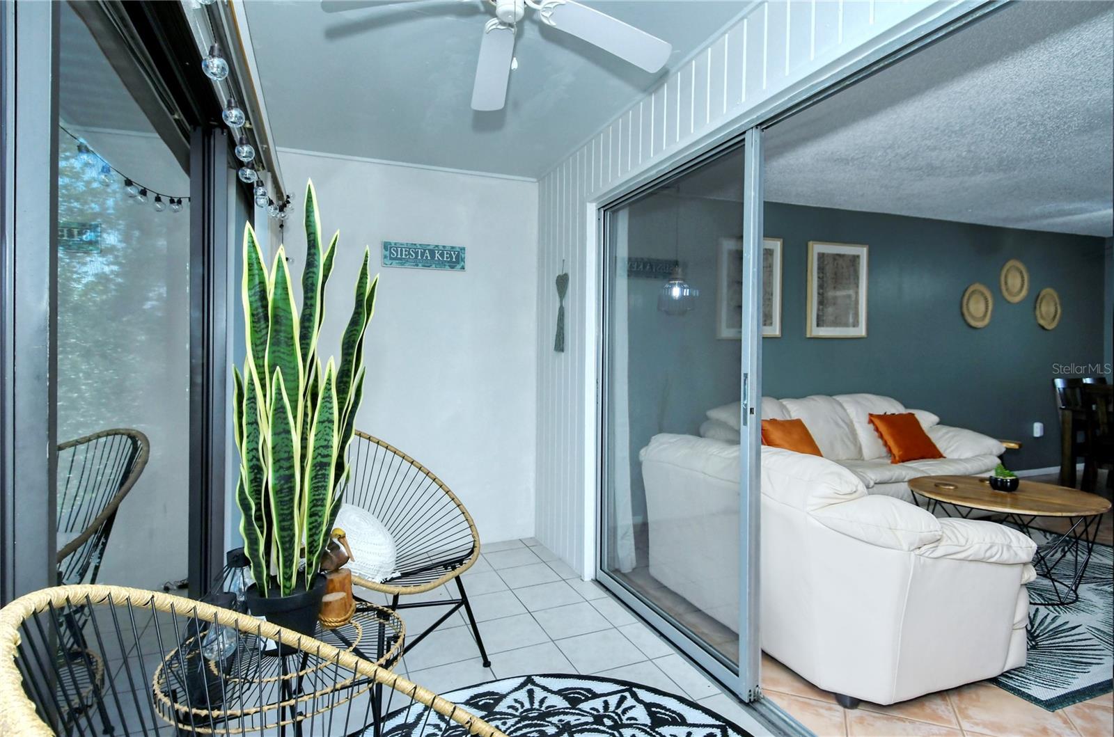 VISTA HERMOSA - Residential Lease