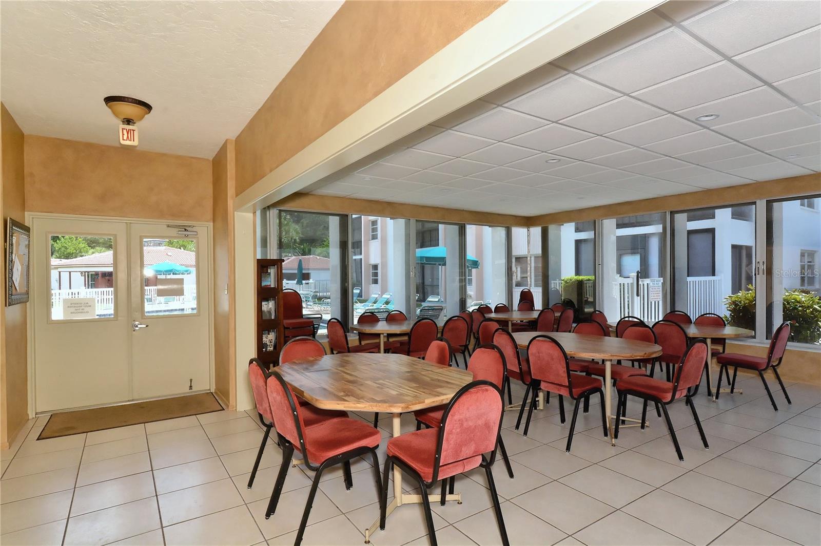 VISTA HERMOSA - Residential Lease