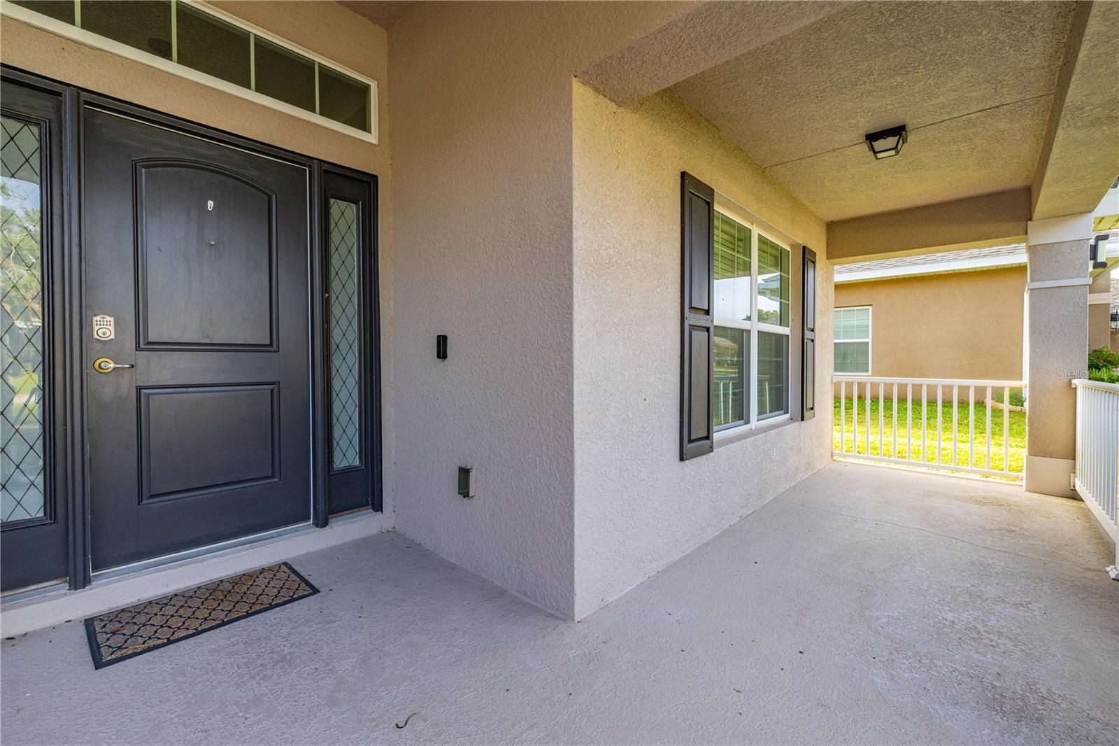 702 COUNTRY WALK COVE