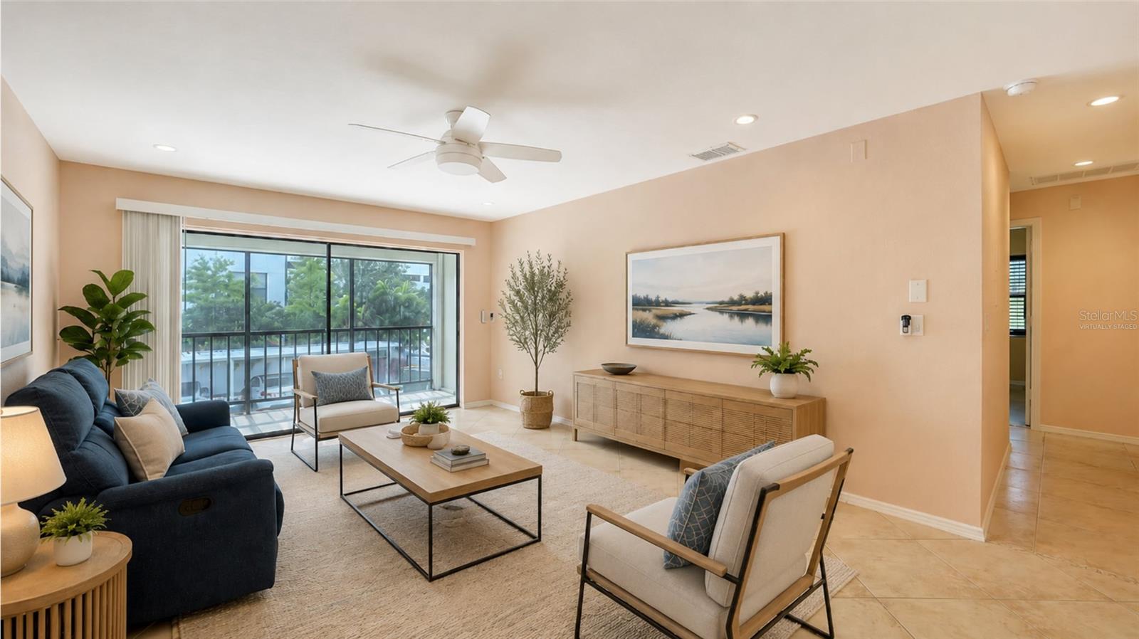 MENTONE COURT - Residential
