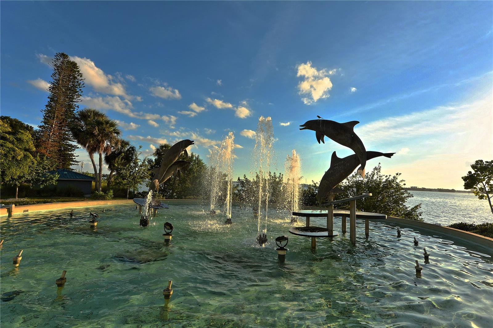 MENTONE COURT - Residential