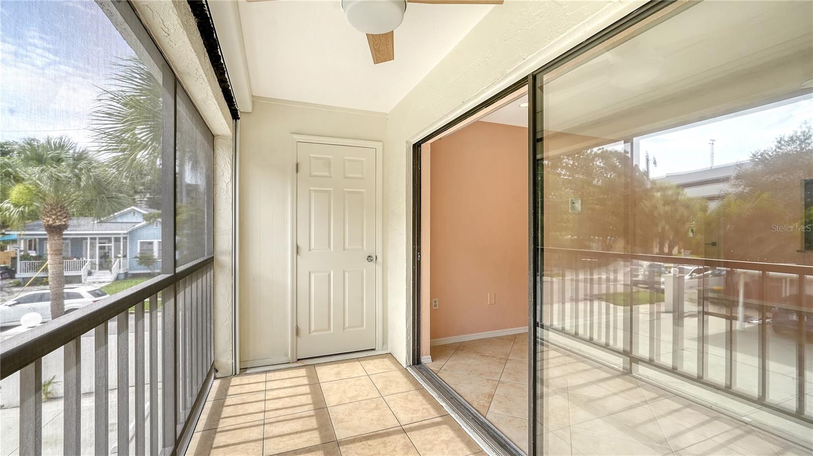 MENTONE COURT - Residential