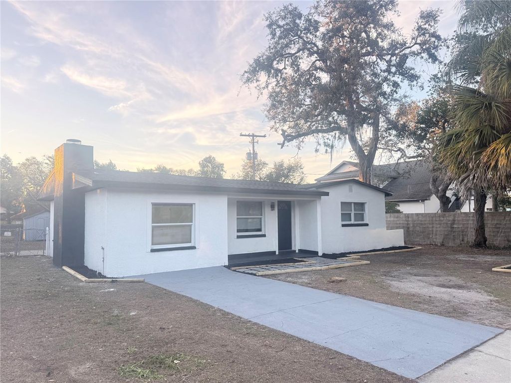 Photo of 9714 N Albany Avenue, Tampa, FL 33612 (MLS # TB8467506)