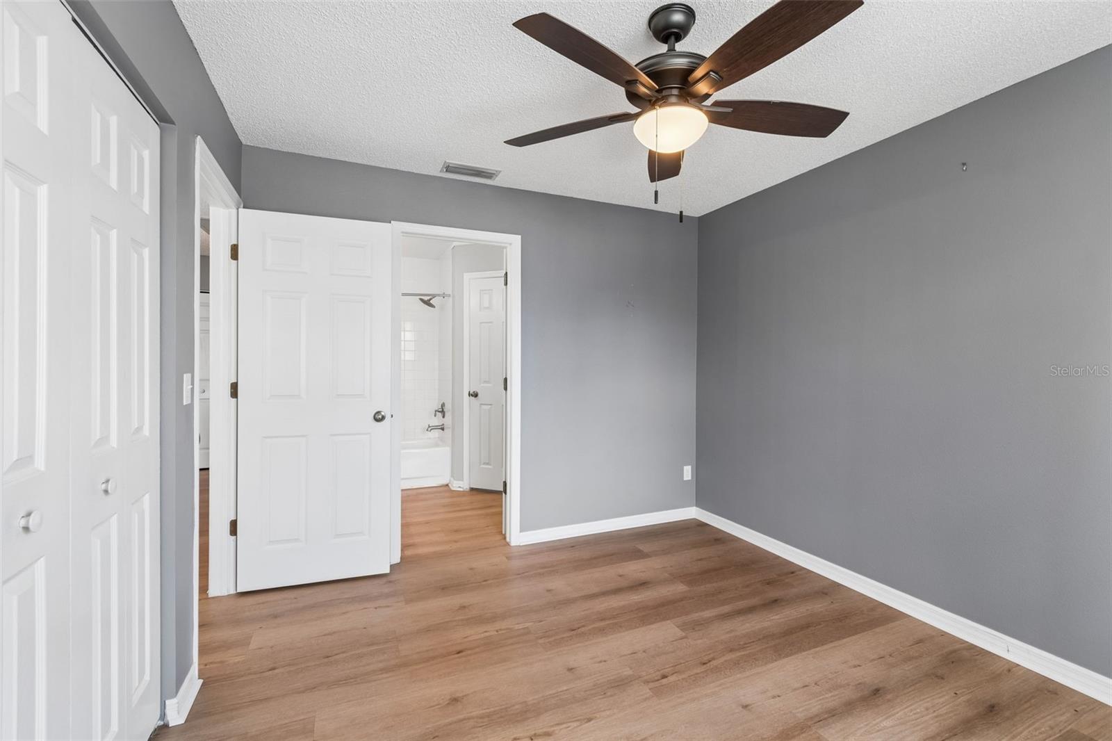 COURTYARDS 1 AT GLENEAGLES - Residential