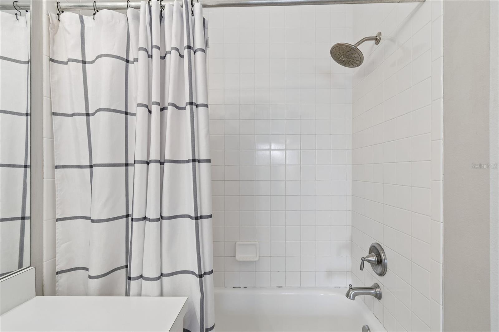 COURTYARDS 1 AT GLENEAGLES - Residential