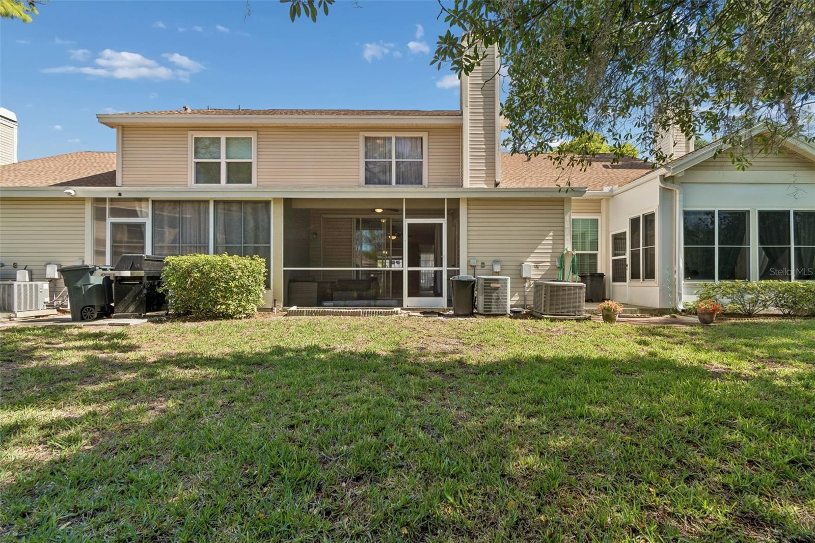 COURTYARDS 1 AT GLENEAGLES - Residential