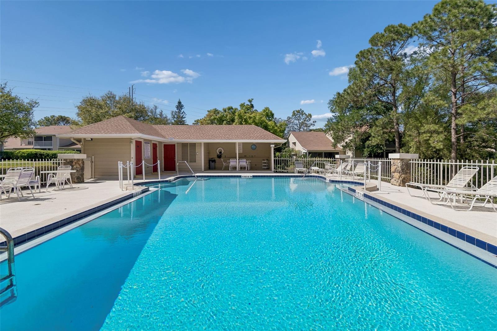 COURTYARDS 1 AT GLENEAGLES - Residential