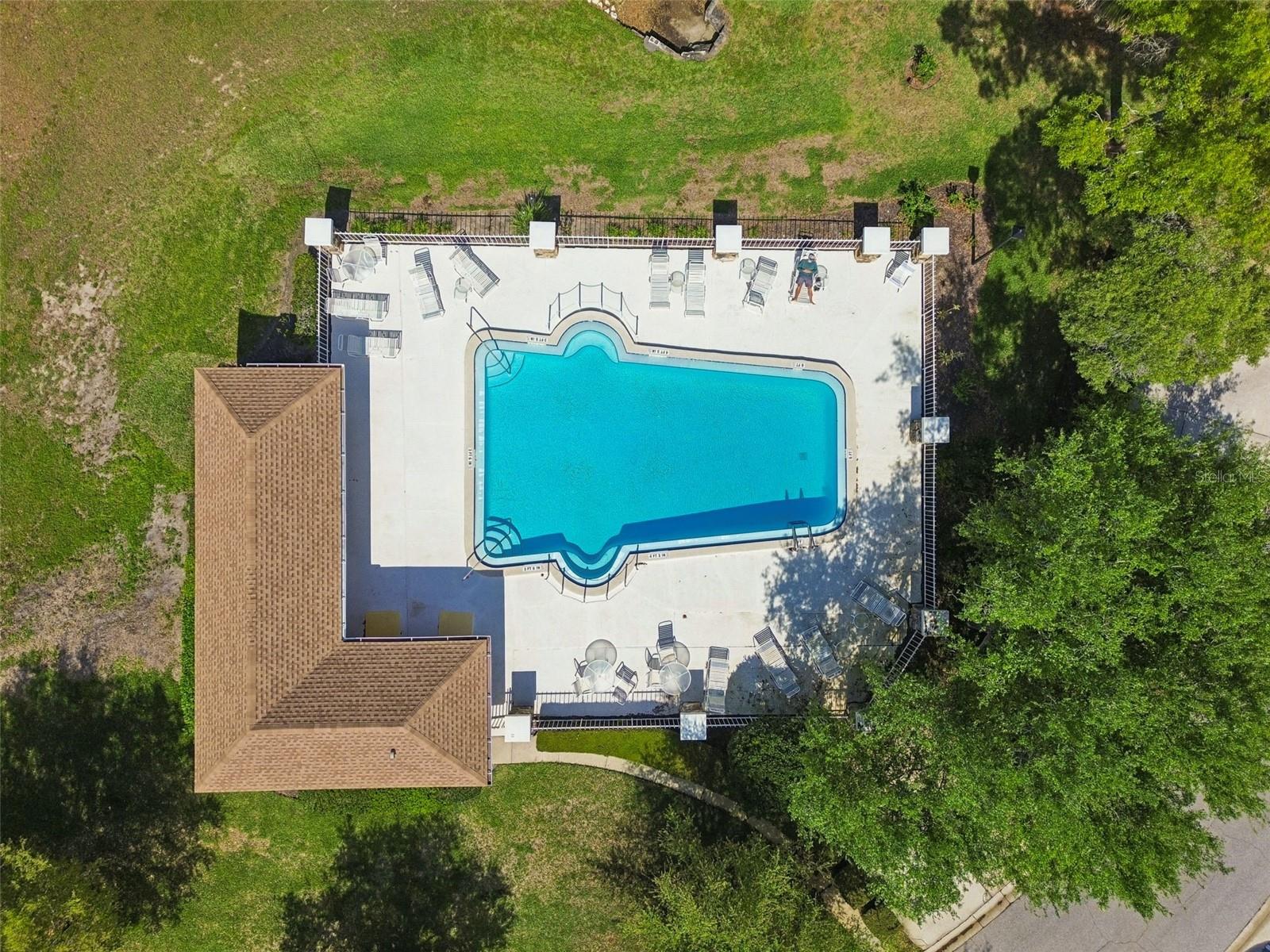 COURTYARDS 1 AT GLENEAGLES - Residential
