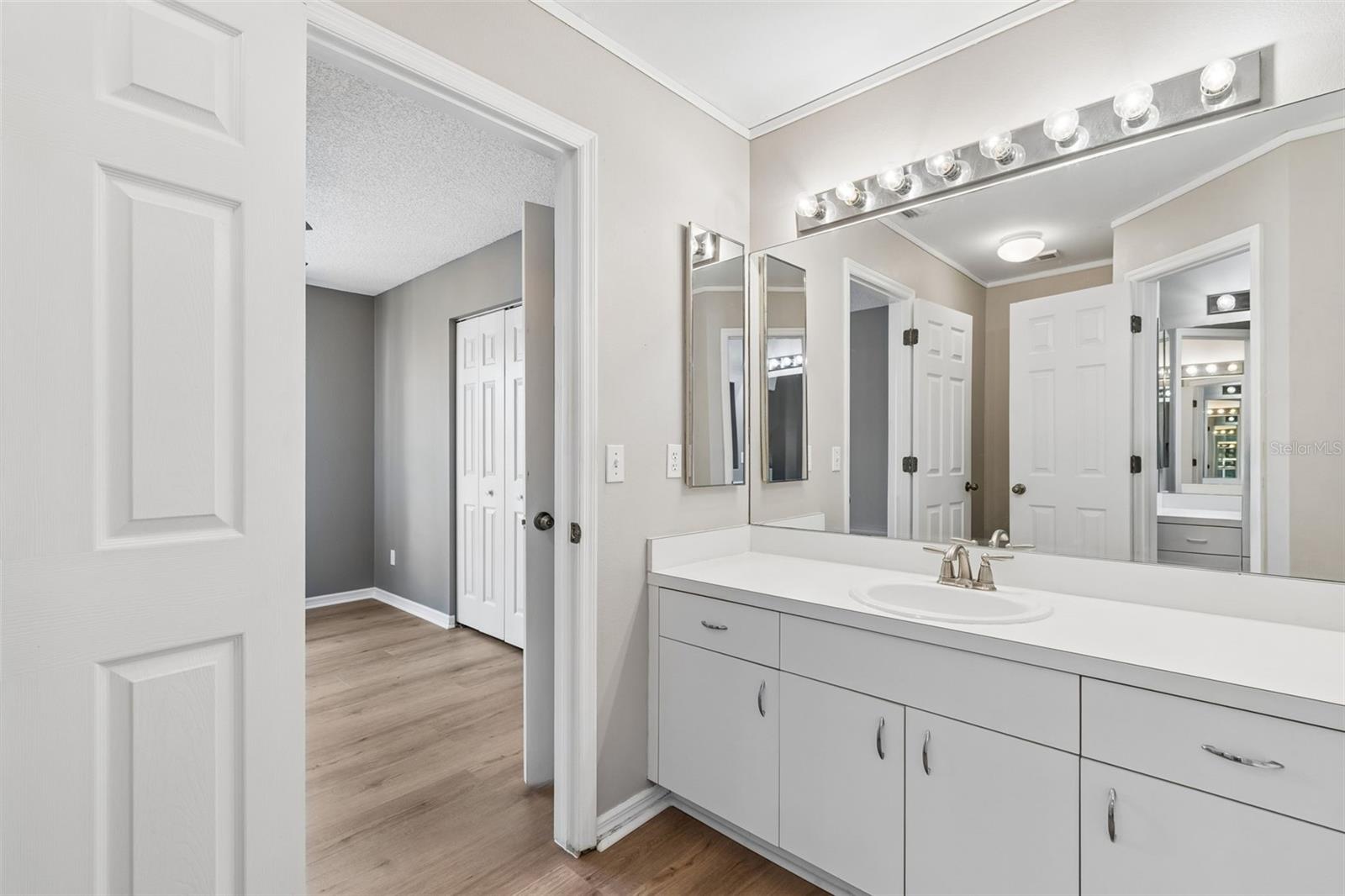 COURTYARDS 1 AT GLENEAGLES - Residential