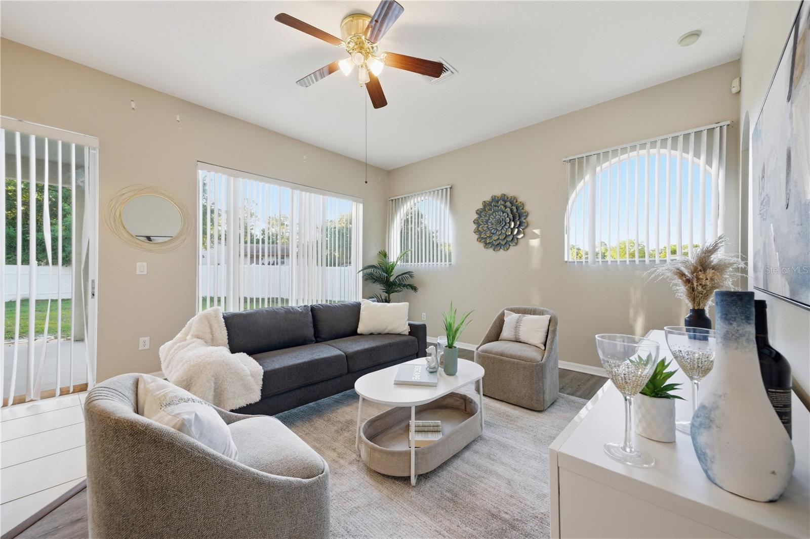 QUAIL WOODS - Residential