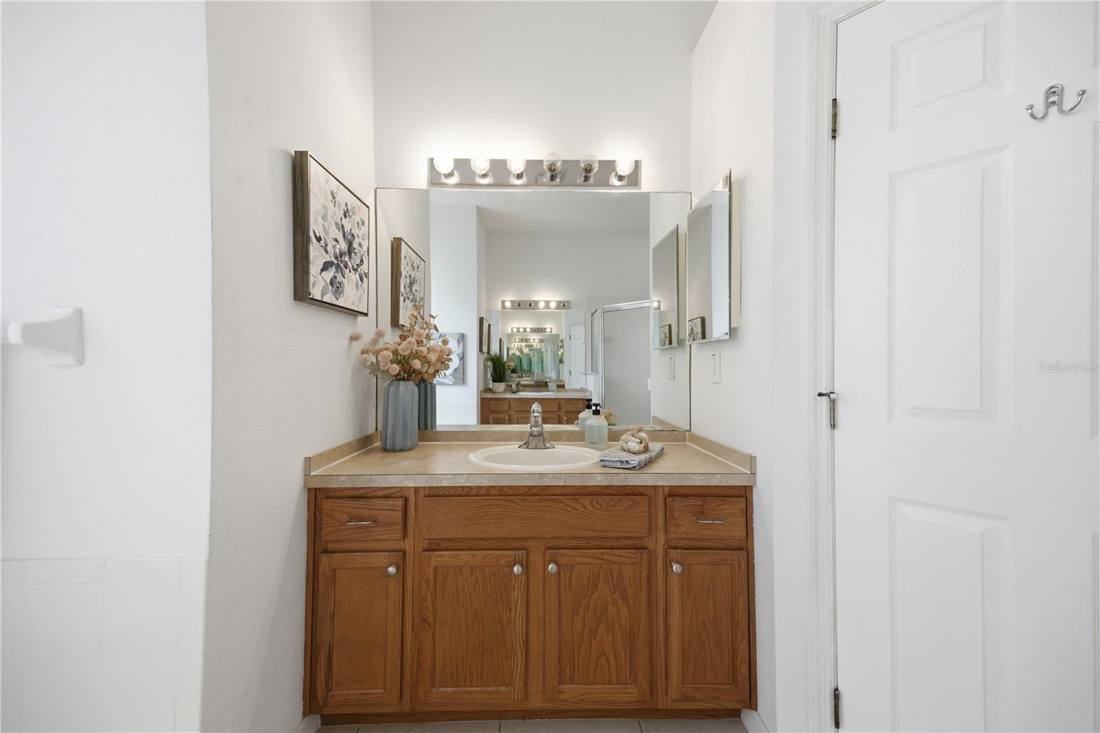 QUAIL WOODS - Residential