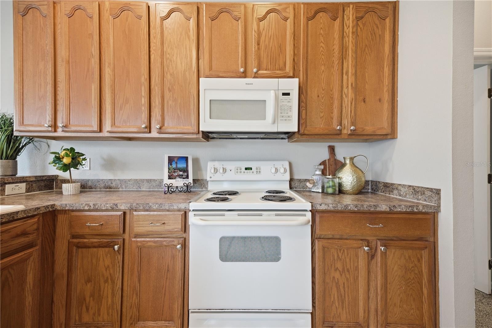 QUAIL WOODS - Residential