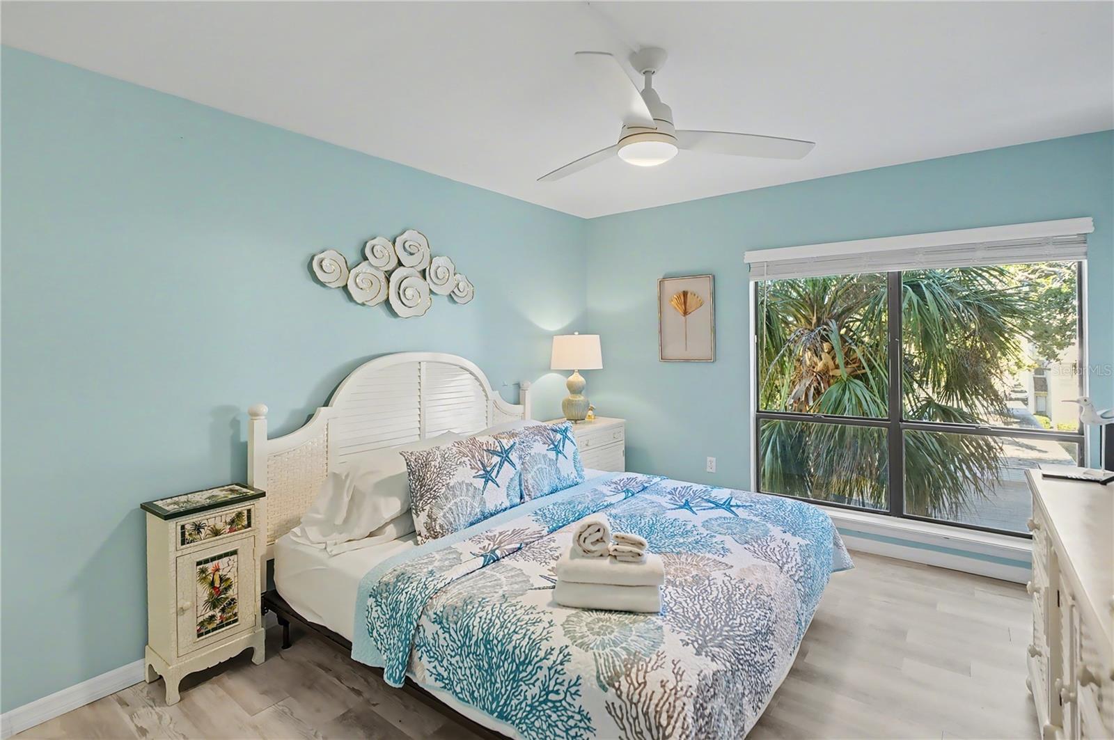 6157 MIDNIGHT PASS ROAD E23