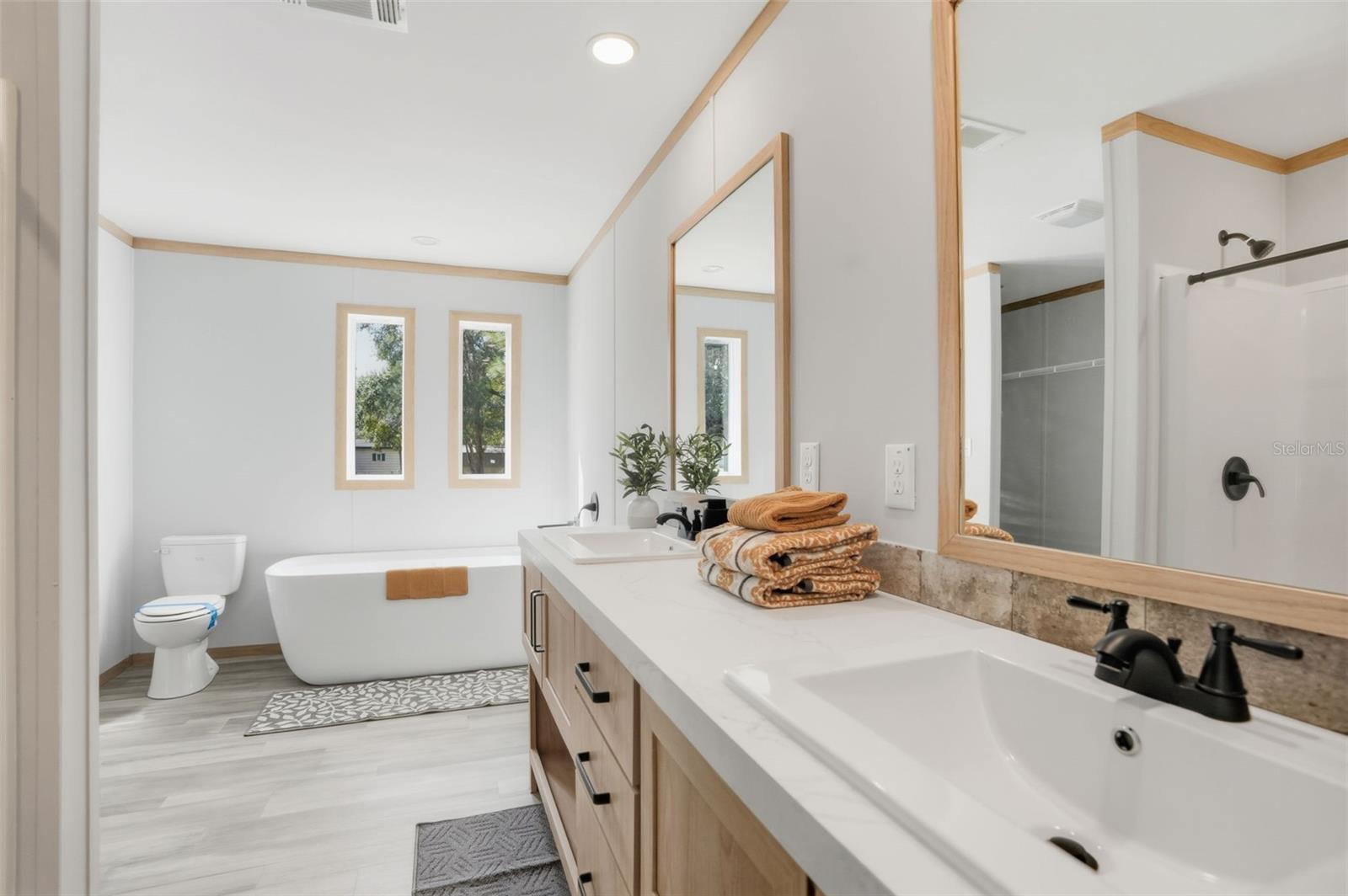 18104 NICHOLAS AVENUE