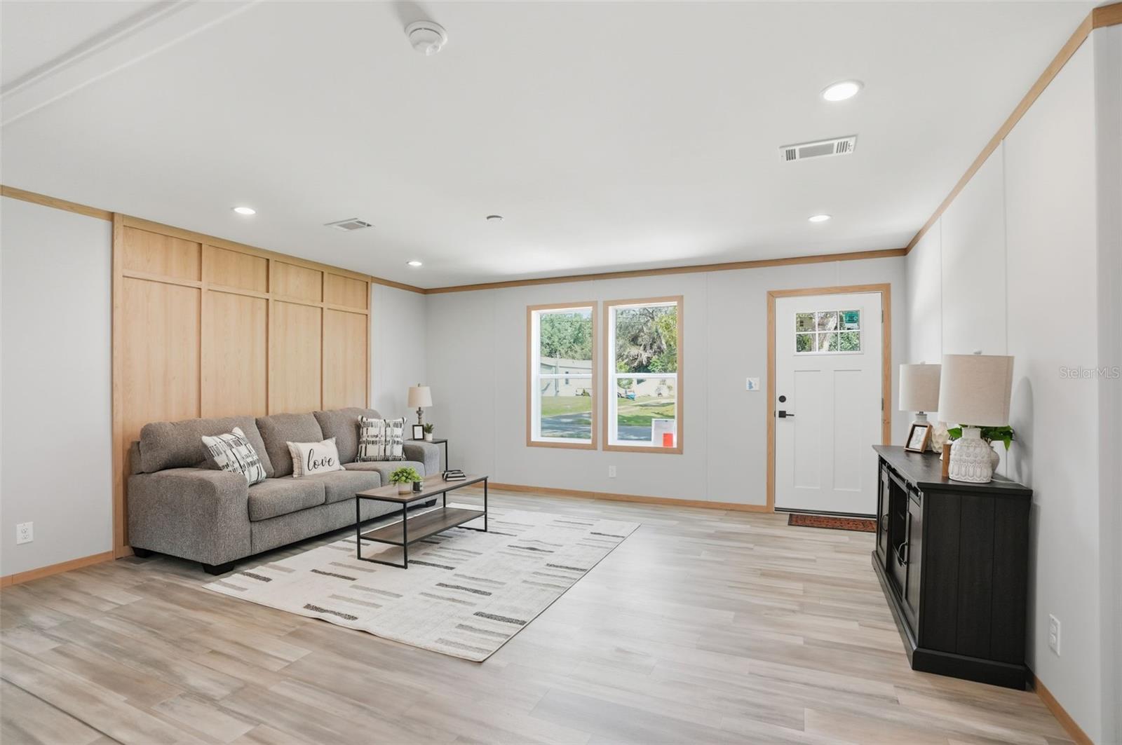 18104 NICHOLAS AVENUE