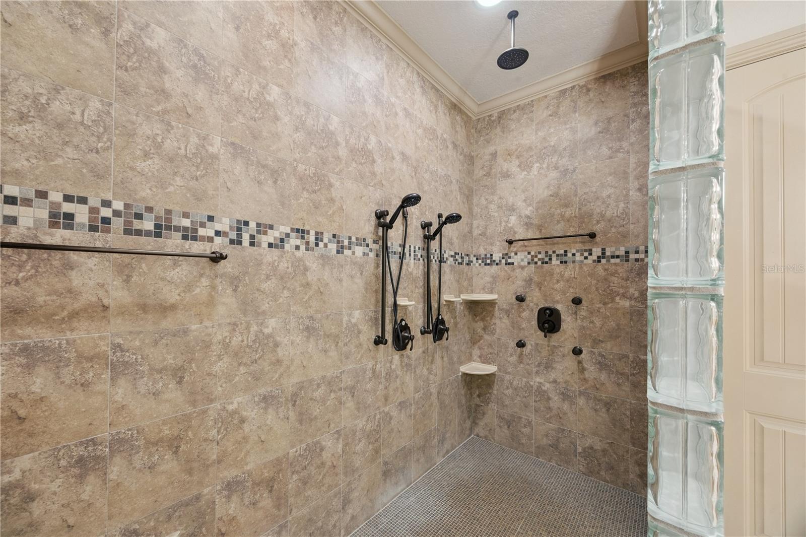 BAY LAKE RANCH UNIT 3 - Residential