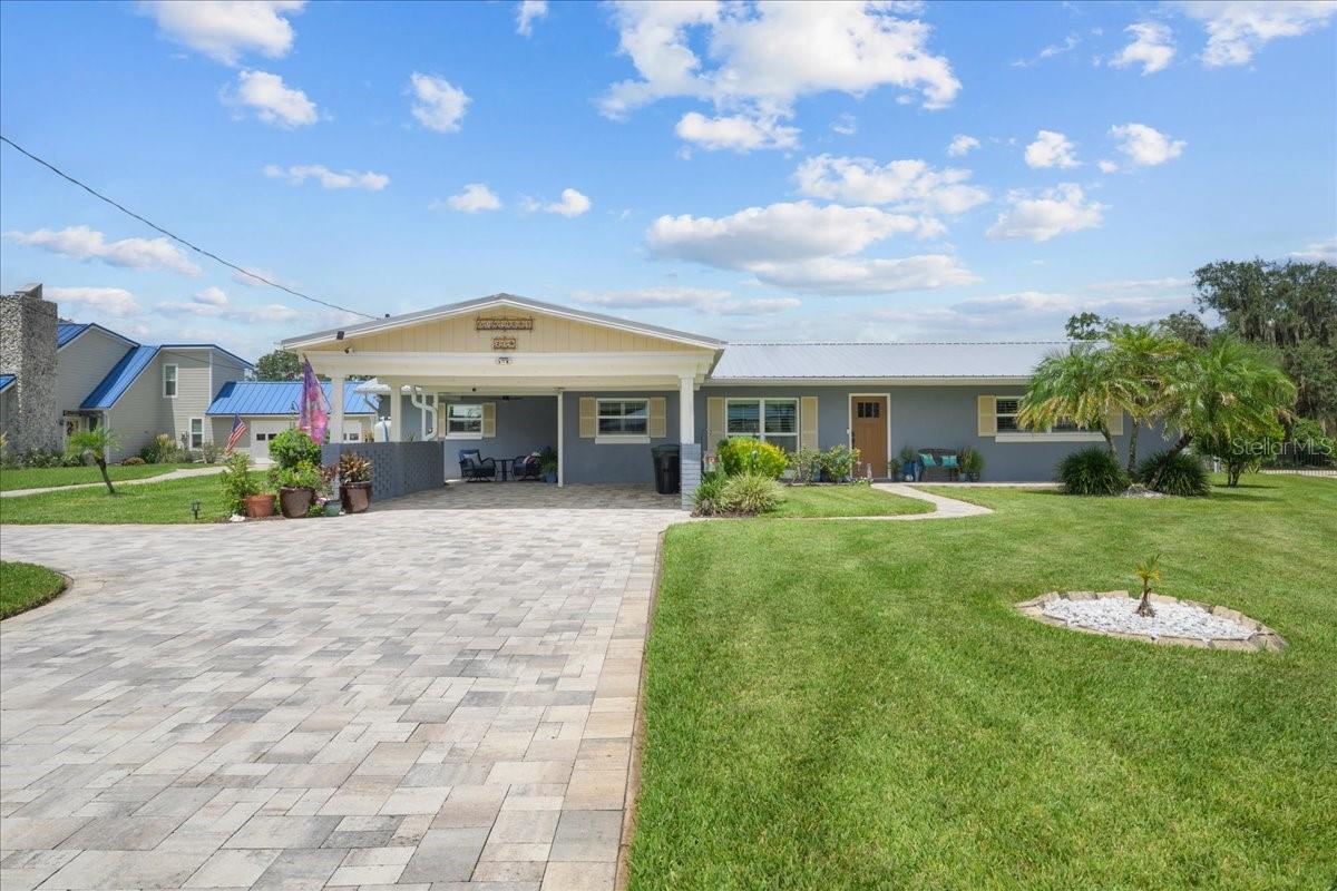 209 RIVER DRIVE