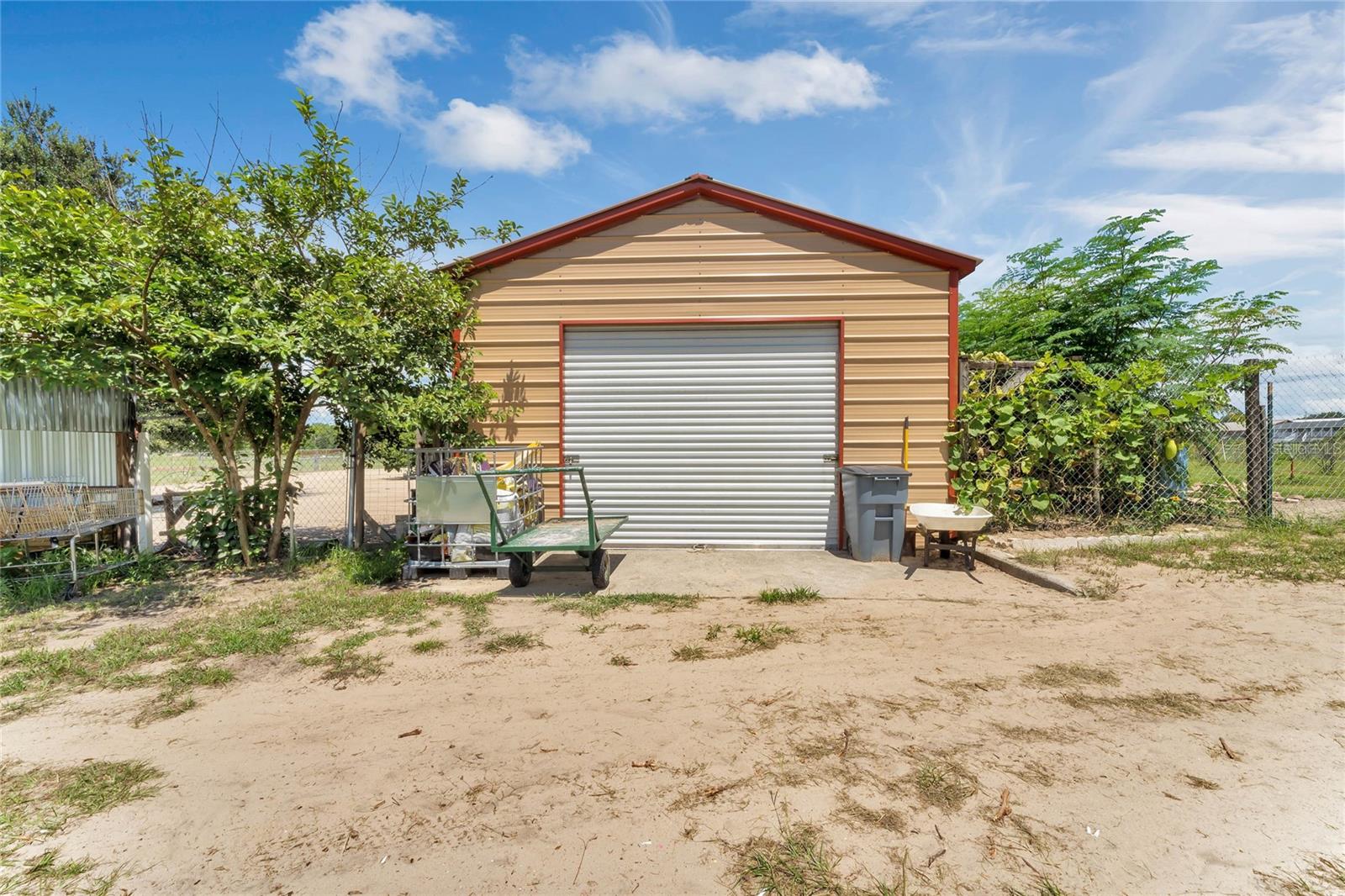 ACREAGE & UNREC - Land