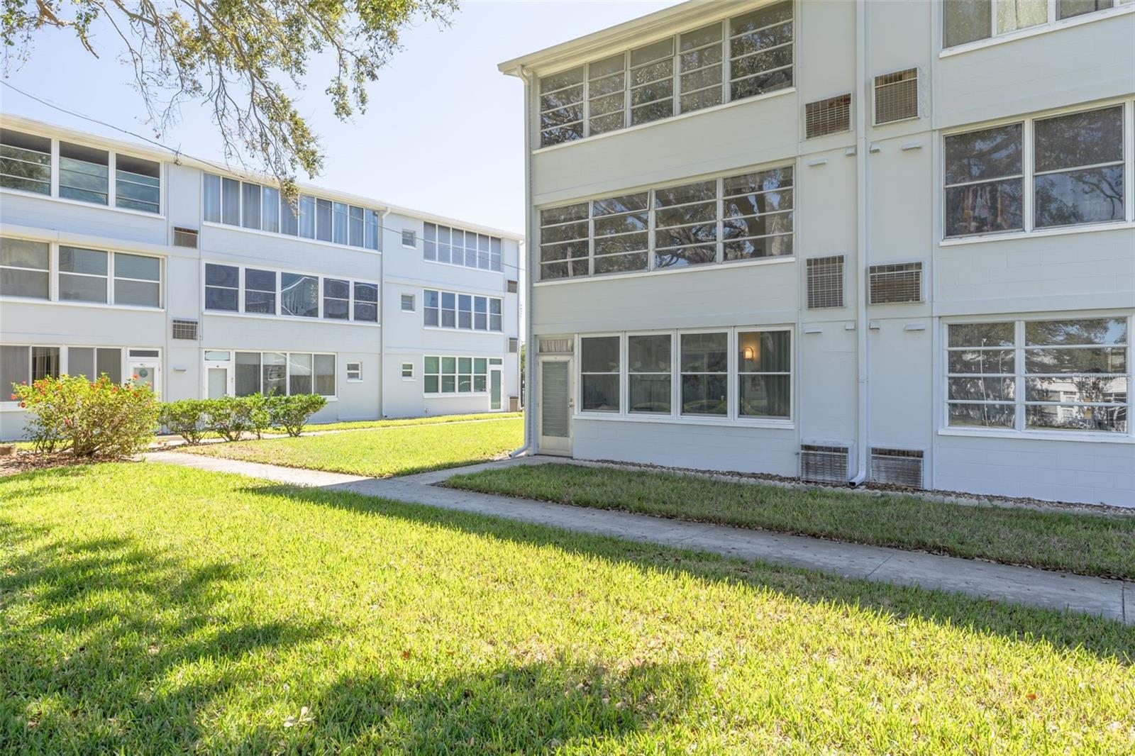 WINSTON GATEWAY ASSOC INC CONDO - Residential