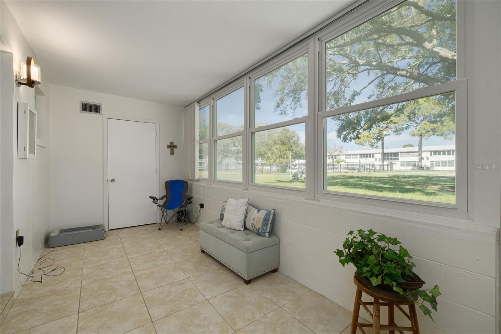 WINSTON GATEWAY ASSOC INC CONDO - Residential