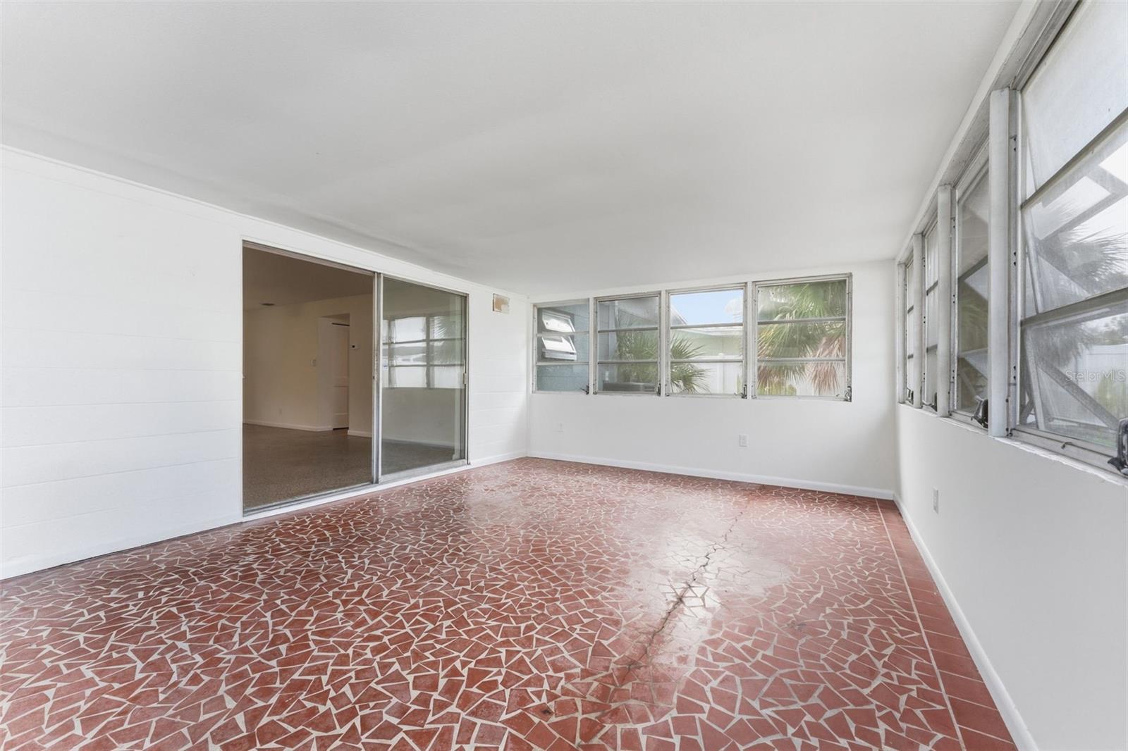 GUERNSEY ESTATES - Residential