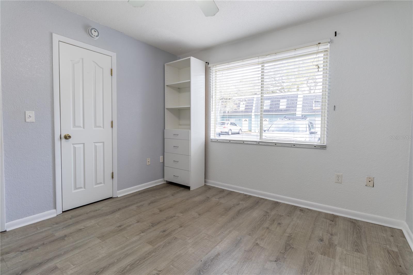 CRICKET CLUB CONDO - Residential