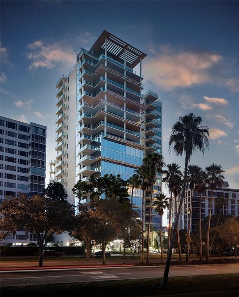 Photo of 605 S Gulfstream Avenue #5S, Sarasota, FL 34236 (MLS # A4662263)