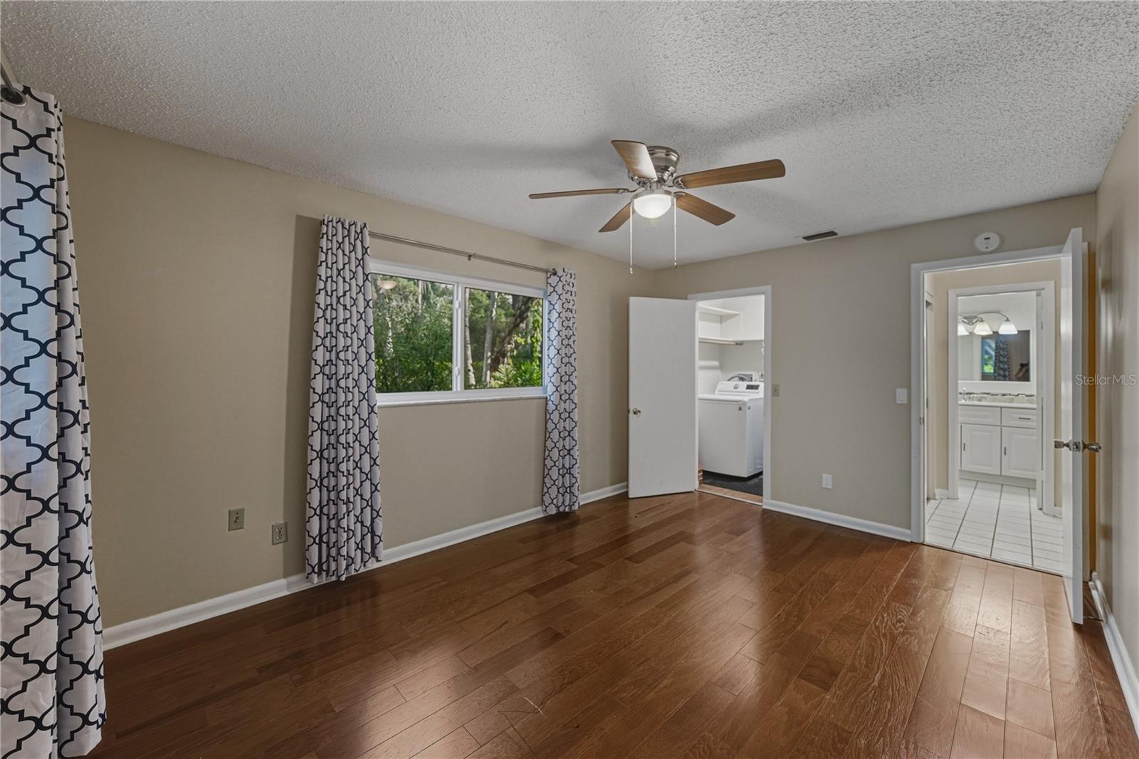 ORCHID SPGS VILL 200 CONDO - Residential