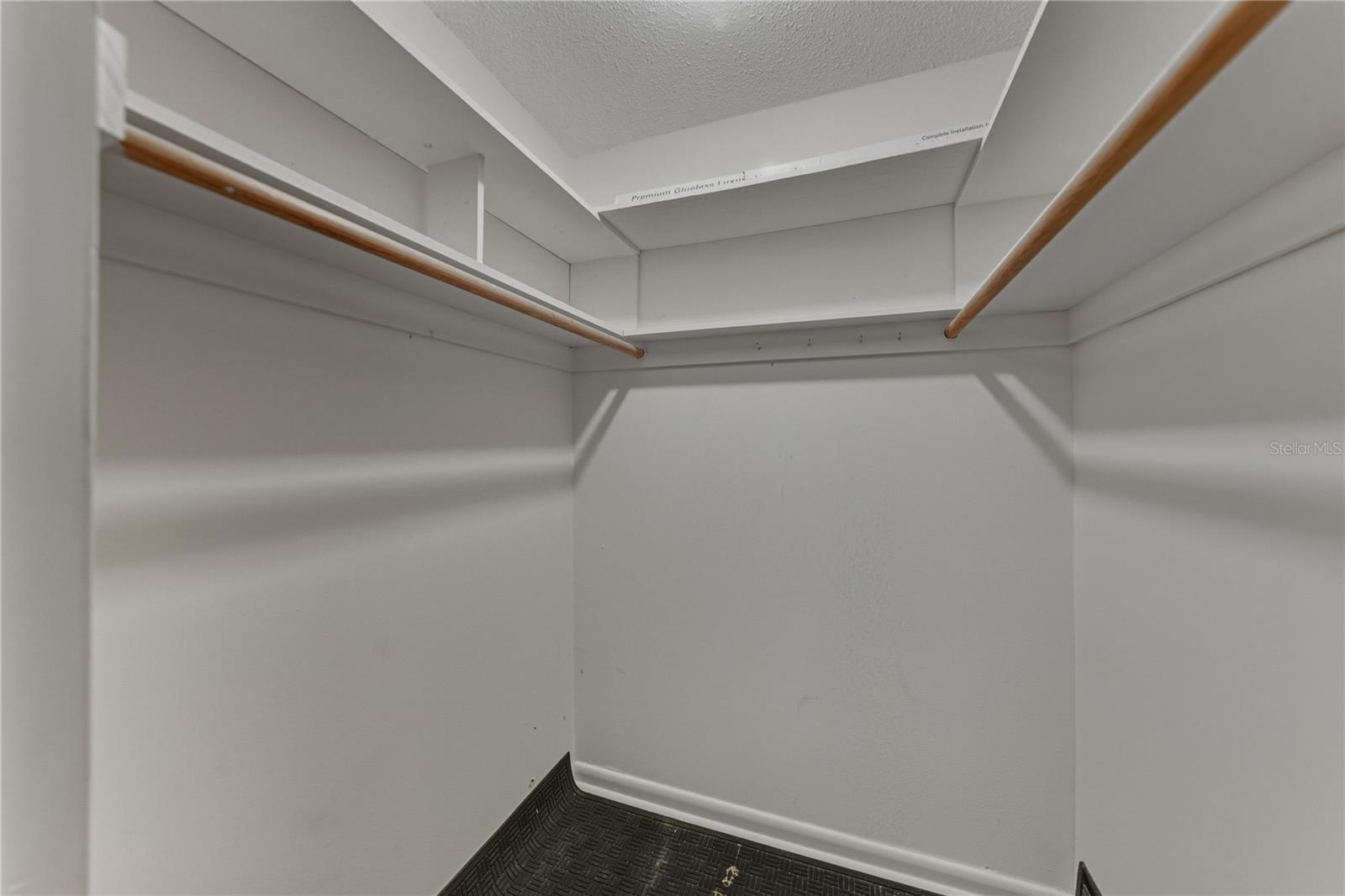 ORCHID SPGS VILL 200 CONDO - Residential