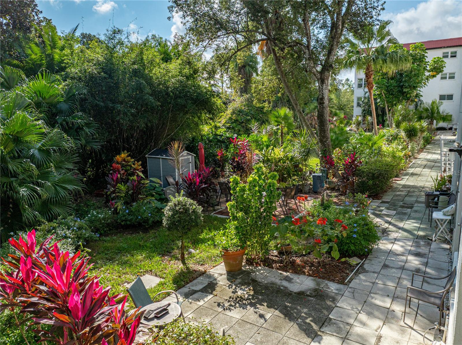 ORCHID SPGS VILL 200 CONDO - Residential