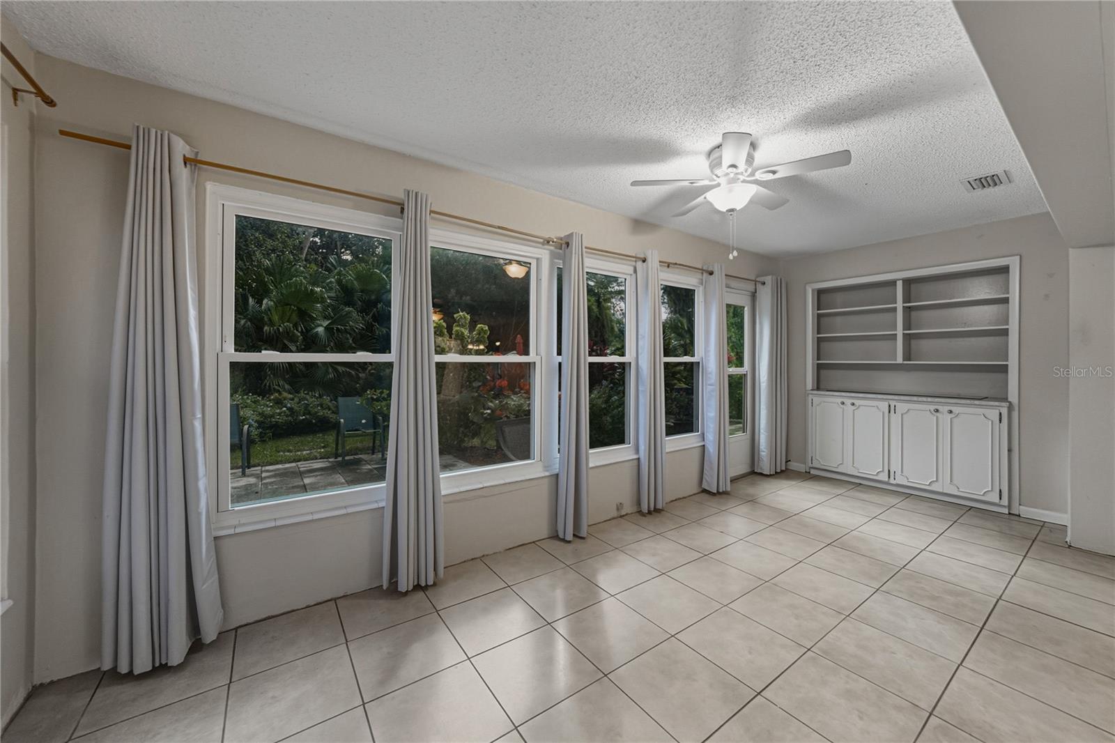 ORCHID SPGS VILL 200 CONDO - Residential