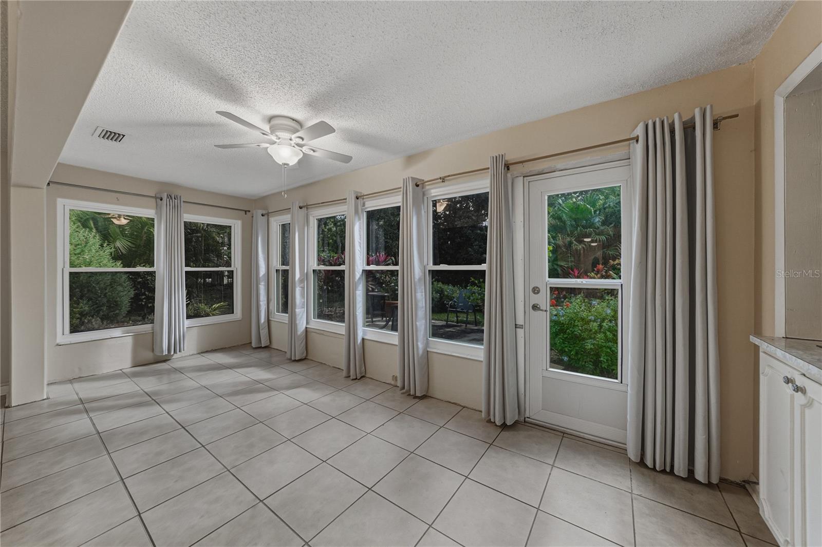 ORCHID SPGS VILL 200 CONDO - Residential