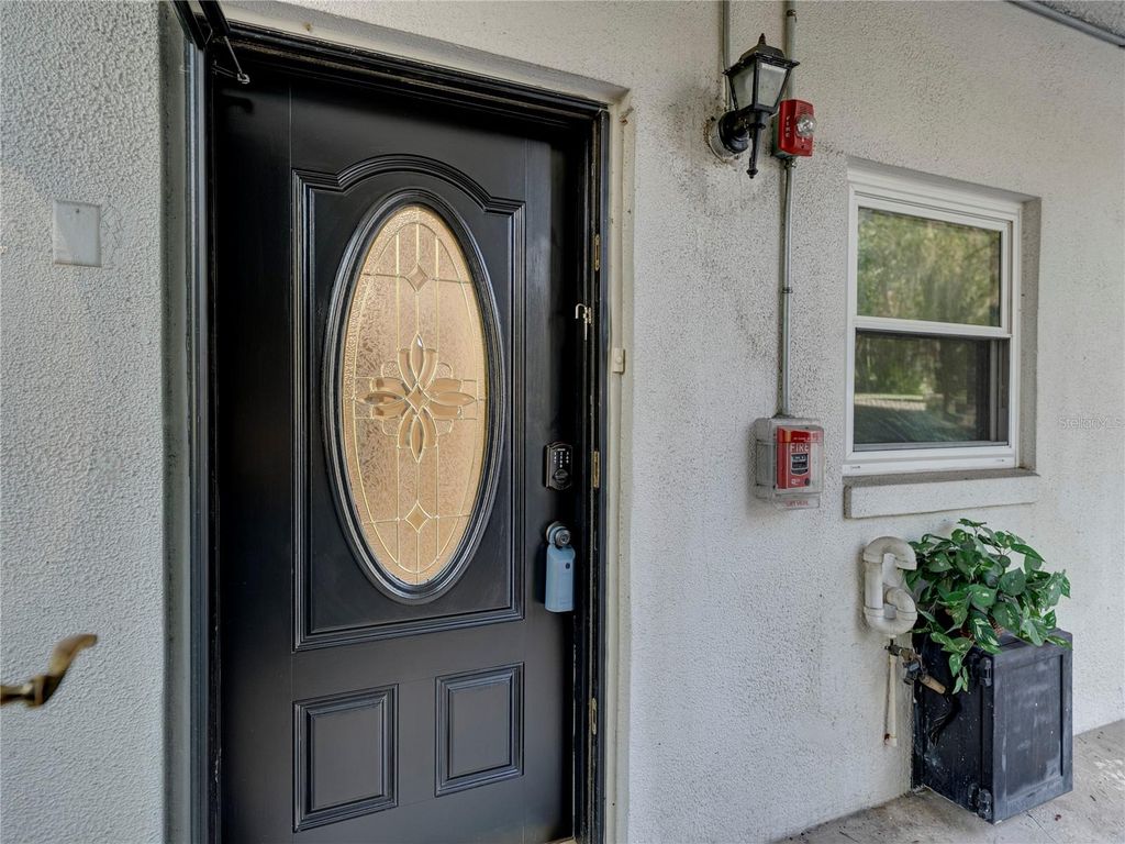 Photo of 200 El Camino Drive #101, Winter Haven, FL 33884 (MLS # P4937058)