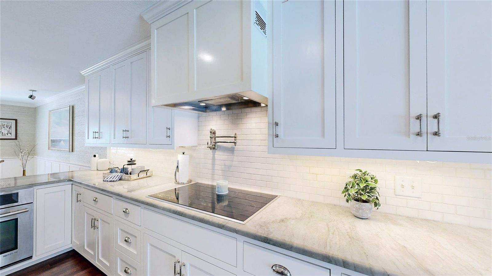 THE LAKES - Residential