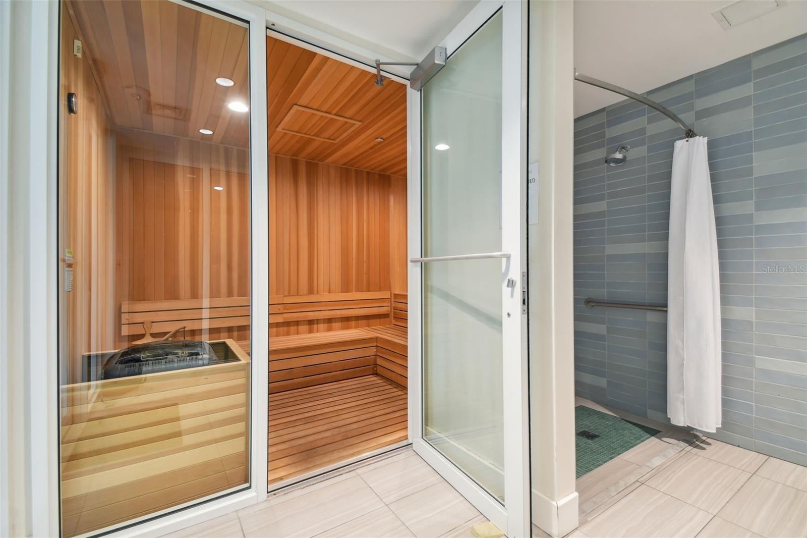 MARINA BAY 880 CONDO - Residential Lease