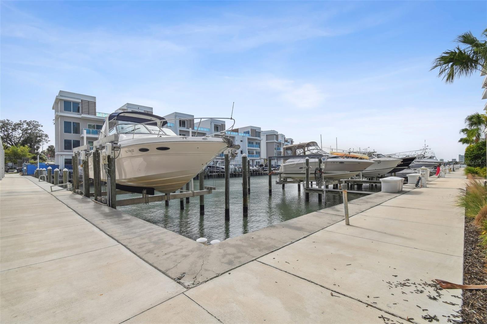 MARINA BAY 880 CONDO - Residential Lease