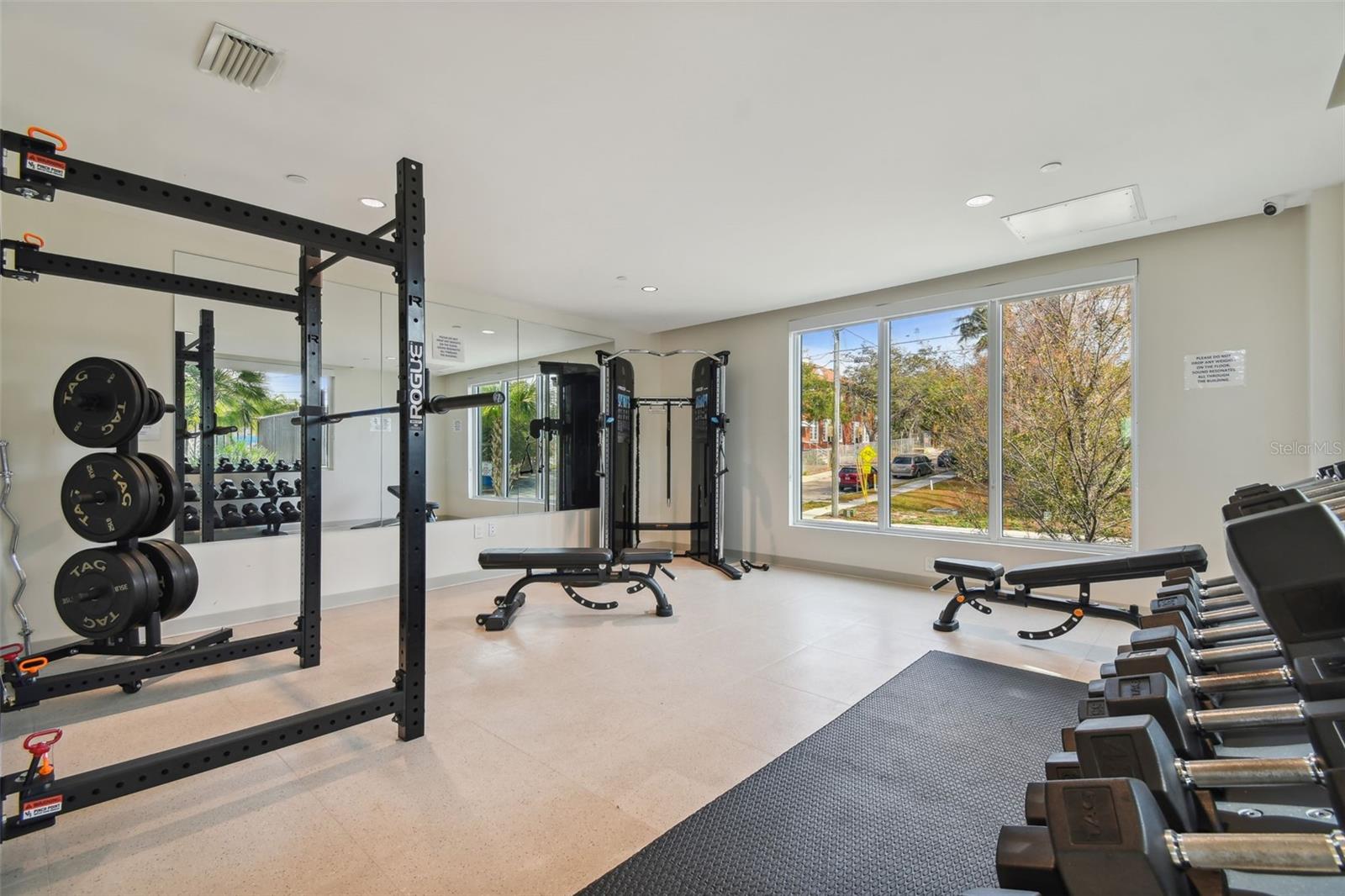 MARINA BAY 880 CONDO - Residential Lease