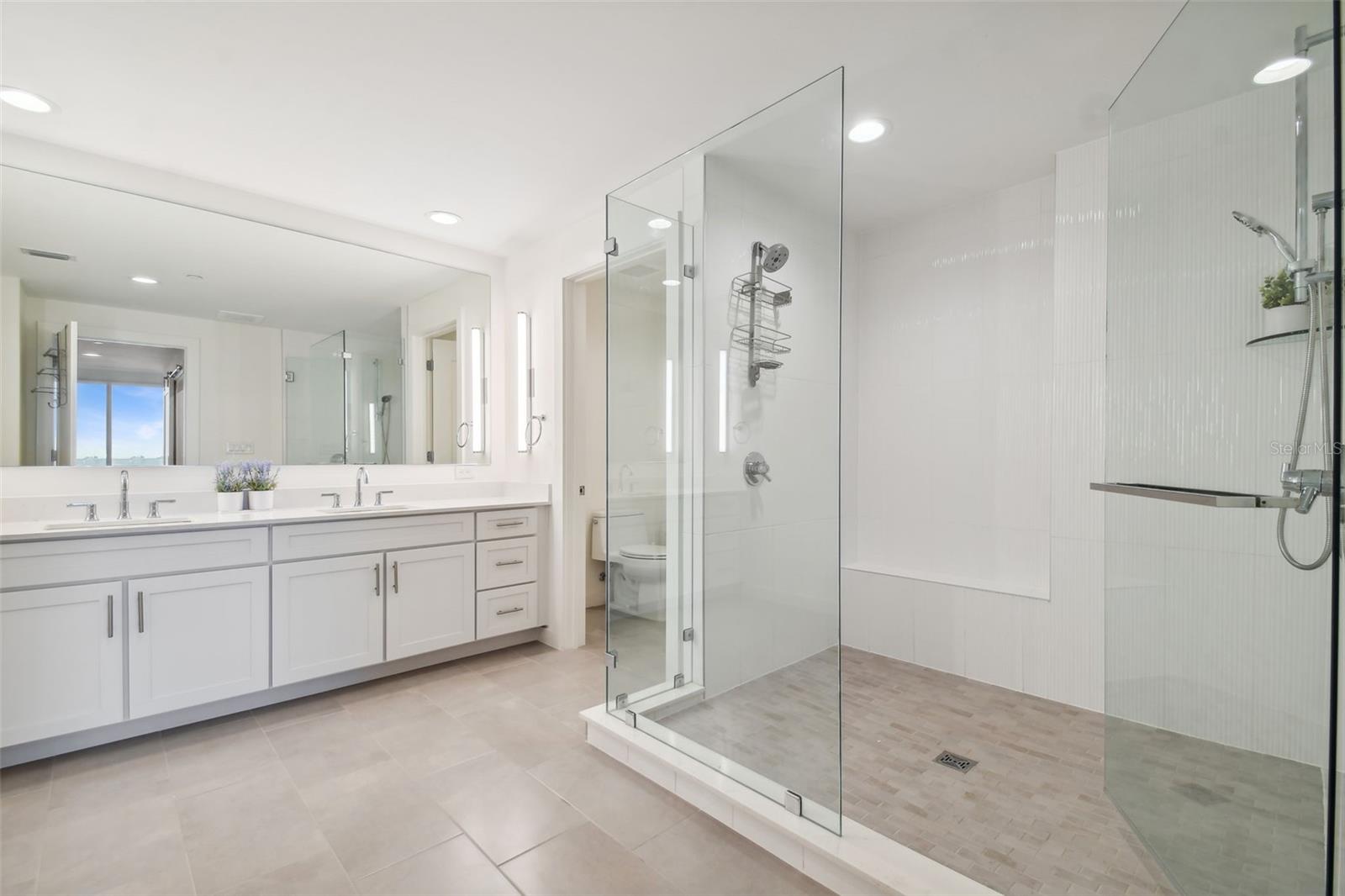 MARINA BAY 880 CONDO - Residential Lease