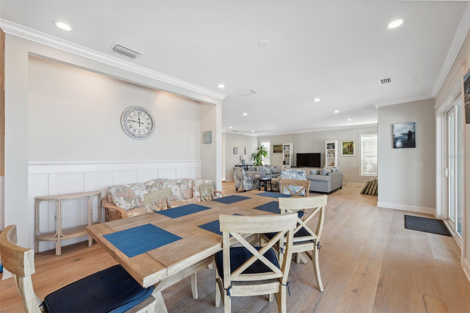 NORTH POINT HARBOUR UNIT THREE - Residential