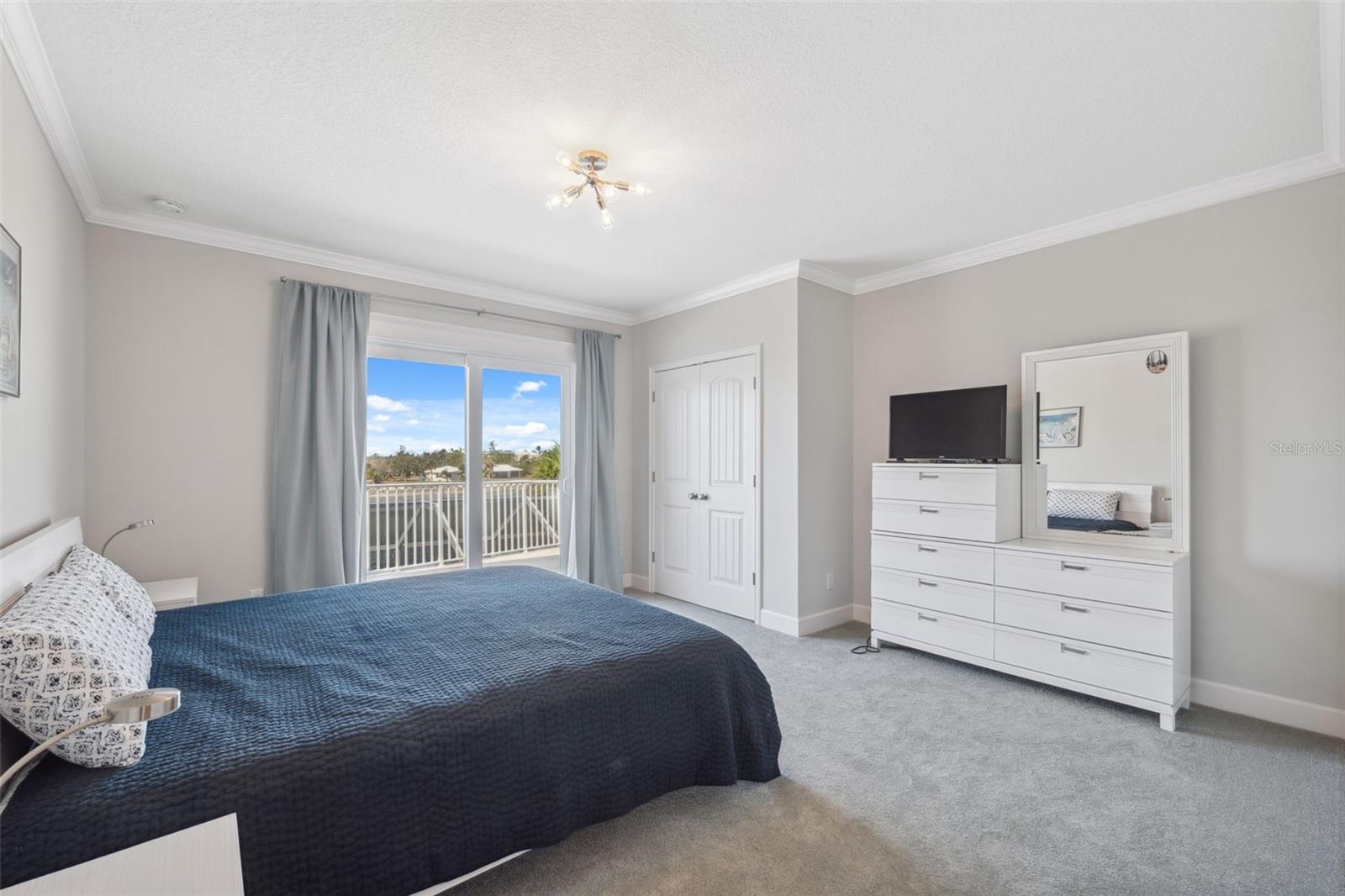 NORTH POINT HARBOUR UNIT THREE - Residential