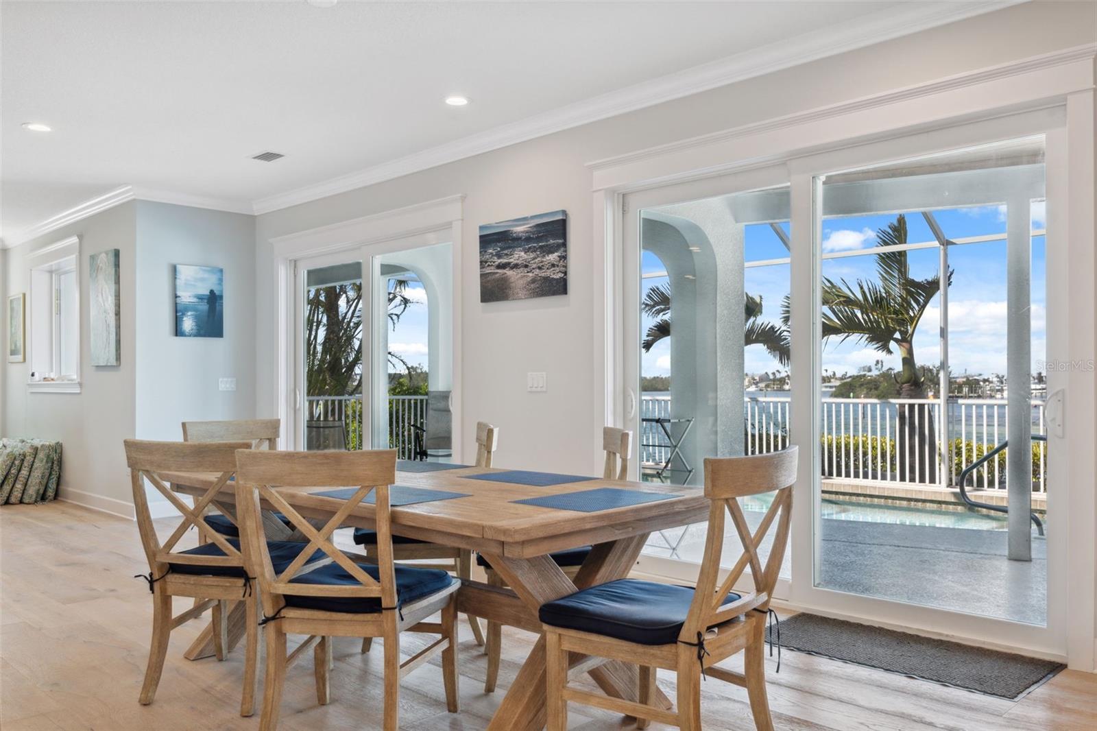 NORTH POINT HARBOUR UNIT THREE - Residential