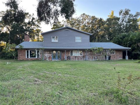 Photo of 10596 Nina Street, Seminole, FL 33778 (MLS # TB8402507)