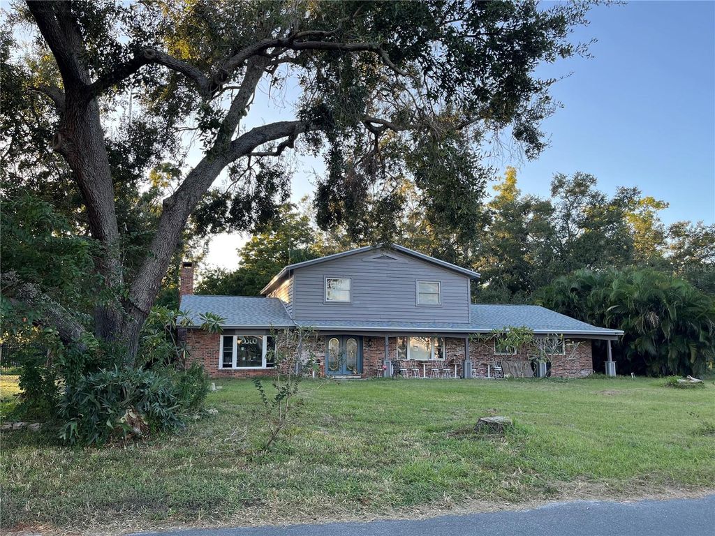 Photo of 10596 Nina Street, Seminole, FL 33778 (MLS # TB8402507)