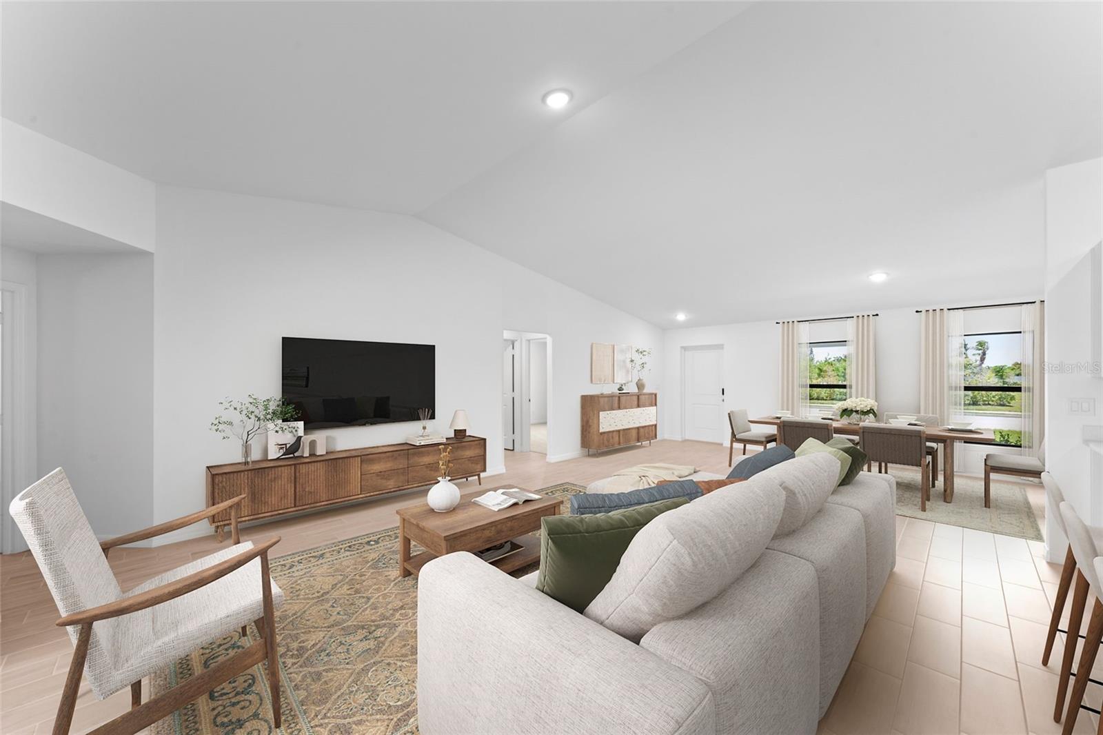 32 LUDLOW LANE E