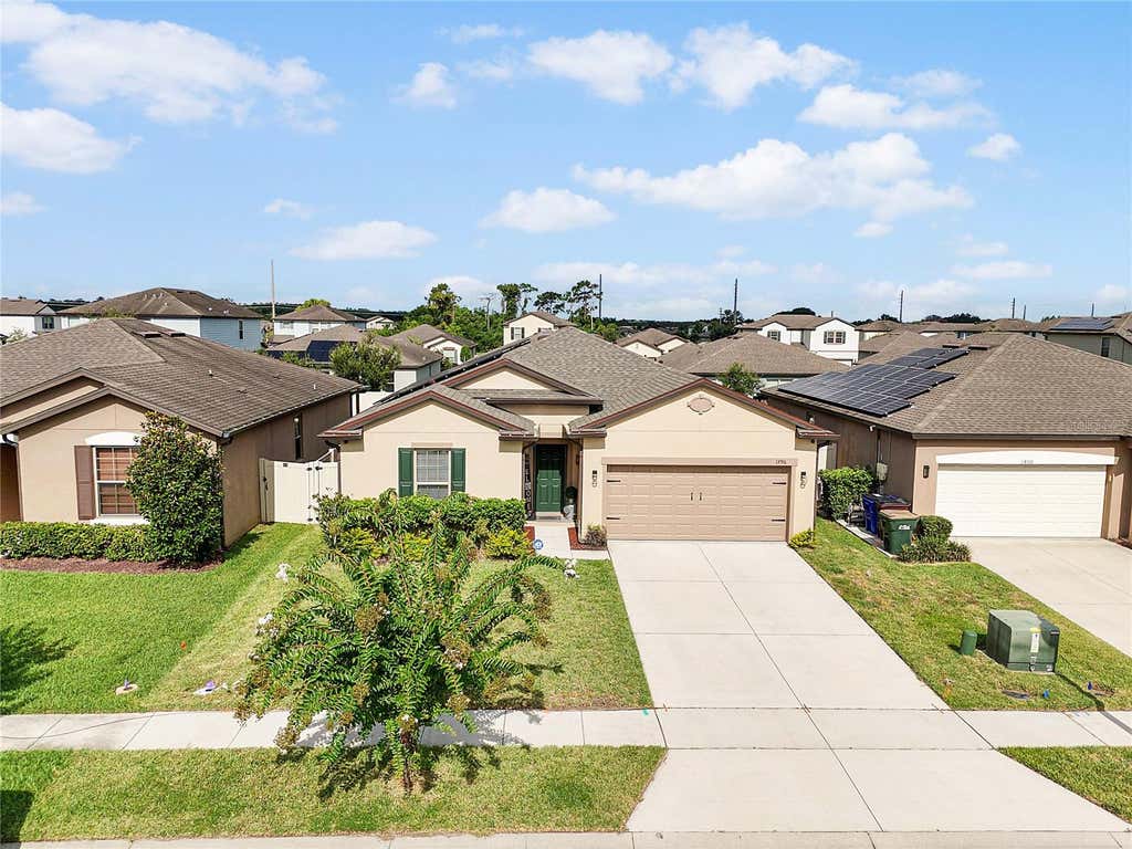 Photo of 1796 Cayman Cove Circle, Saint Cloud, FL 34772 (MLS # S5154460)